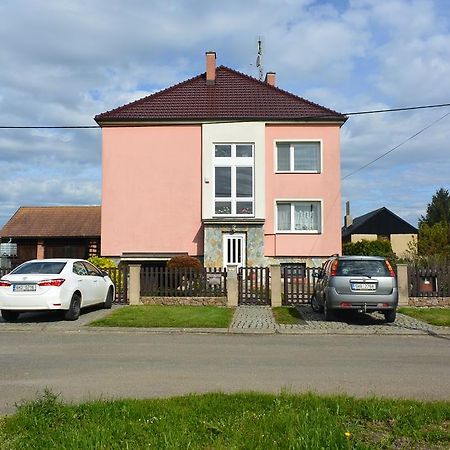 Rodinne Ubytovani - Family Accommodation Kobylice Kültér fotó