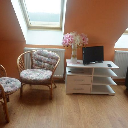 Rodinne Ubytovani - Family Accommodation Kobylice Kültér fotó